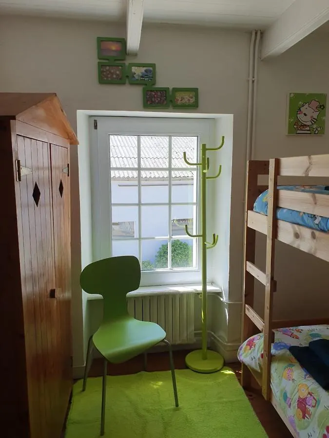 Gite Au Cafe Des Marguerites Plounevez-Lochrist Holiday home