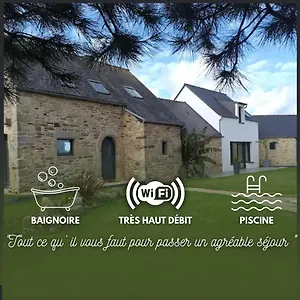 Couette-café Le Loft Du Dolmen Clara, 5 étoiles, Plounévez-Lochrist